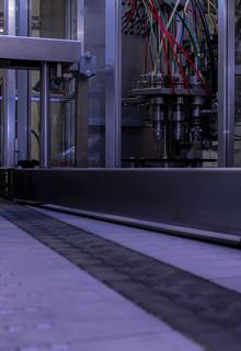 Filling line without cans